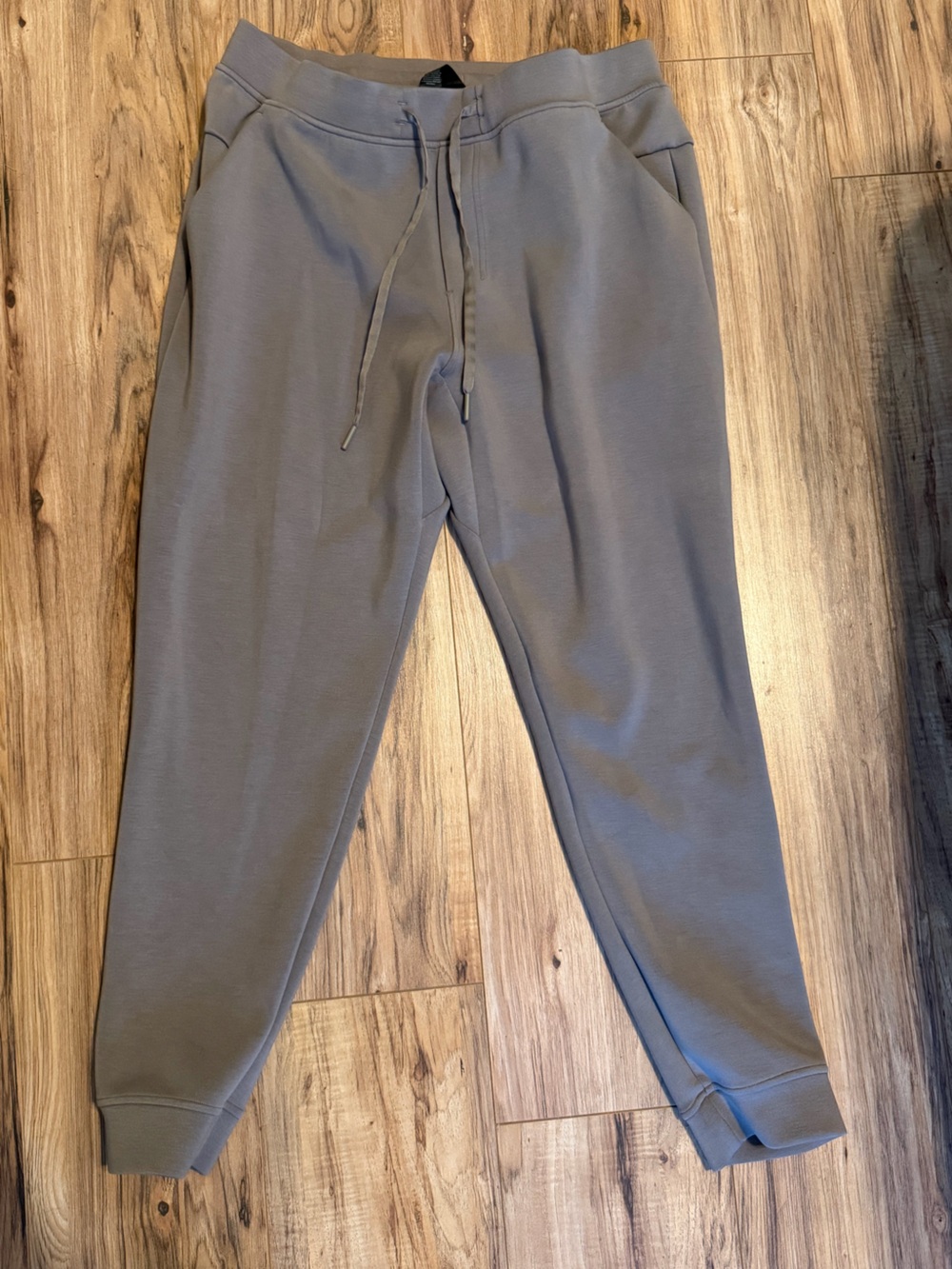 lululemon athletica Men's Warm Ash Gray Jogger Sweatpants